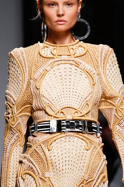 Look 42